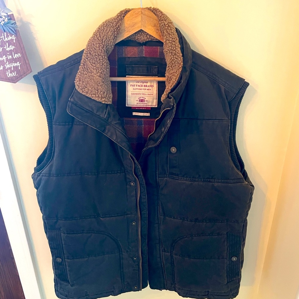 Beautiful Navy Warm XL Vest
